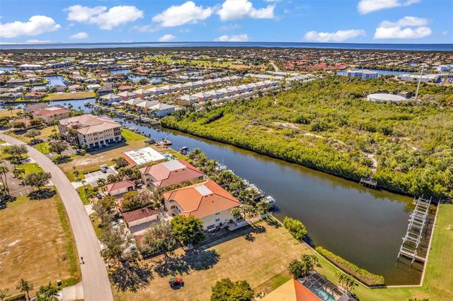 3233 PURPLE MARTIN DRIVE 122, Punta Gorda, FL 33950