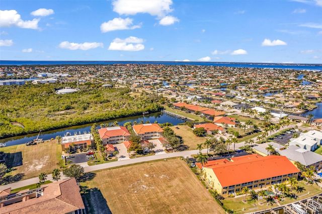 3233 PURPLE MARTIN DRIVE 122, Punta Gorda, FL 33950