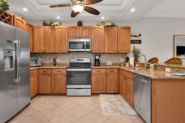 3233 PURPLE MARTIN DRIVE 122, Punta Gorda, FL 33950
