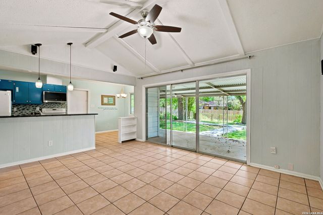 6702 FOREST DELL ST, San Antonio, TX 78240