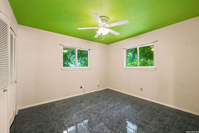6702 FOREST DELL ST, San Antonio, TX 78240