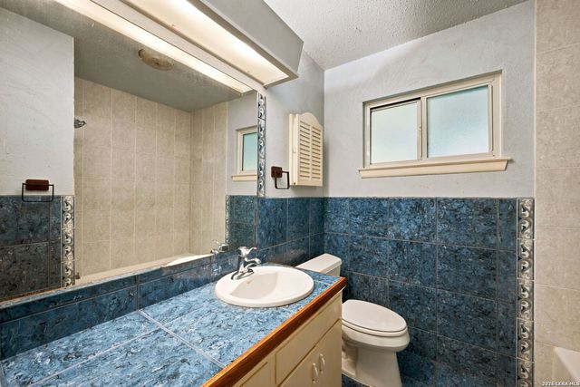 6702 FOREST DELL ST, San Antonio, TX 78240