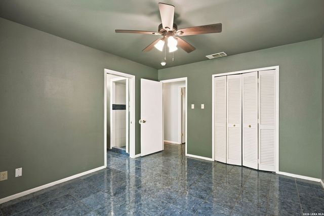 6702 FOREST DELL ST, San Antonio, TX 78240