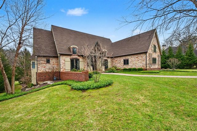 7428 Biscayne Way, Grand Rapids, MI 49546