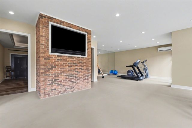 7428 Biscayne Way, Grand Rapids, MI 49546