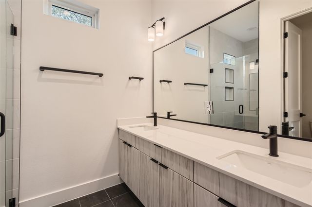 590 Old Mill RD 129, Cedar Park, TX 78613