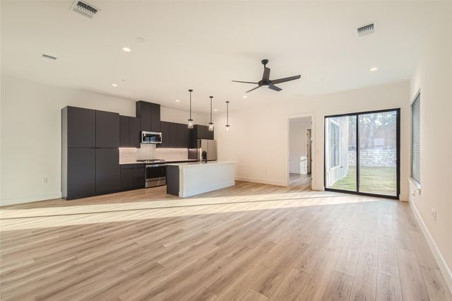 590 Old Mill RD 129, Cedar Park, TX 78613