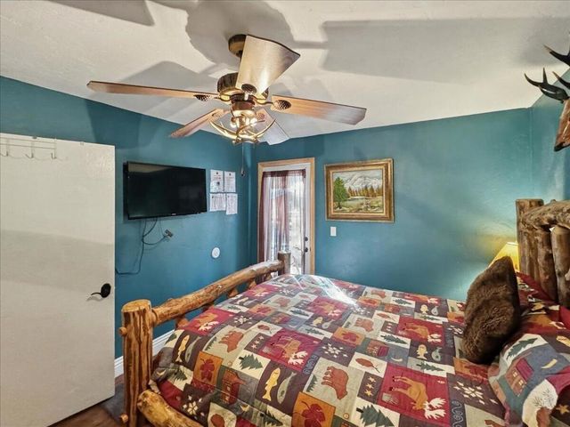 450 Georgia Street, Big Bear, CA 92315