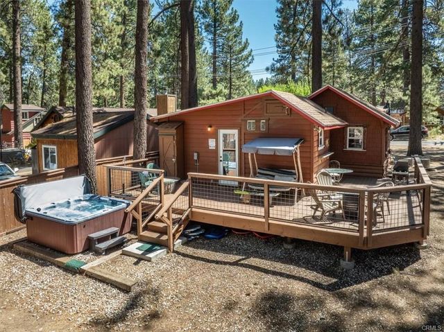 450 Georgia Street, Big Bear, CA 92315