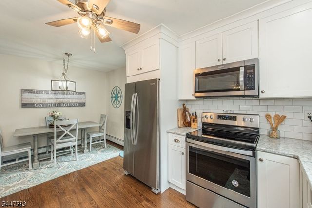 4 Amendola Dr, Netcong Boro, NJ 07857