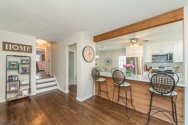 4 Amendola Dr, Netcong Boro, NJ 07857