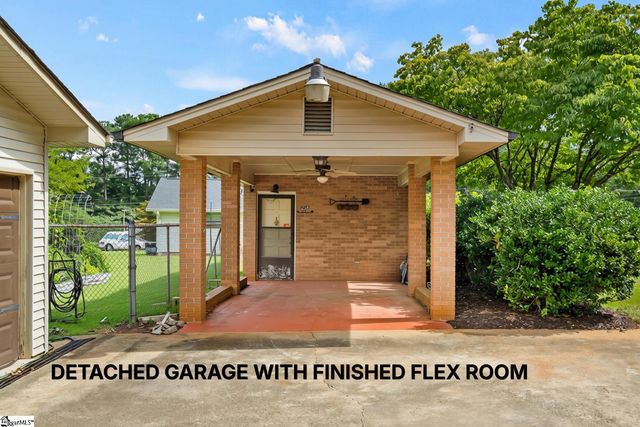 204 Juniper Avenue, Anderson, SC 29625