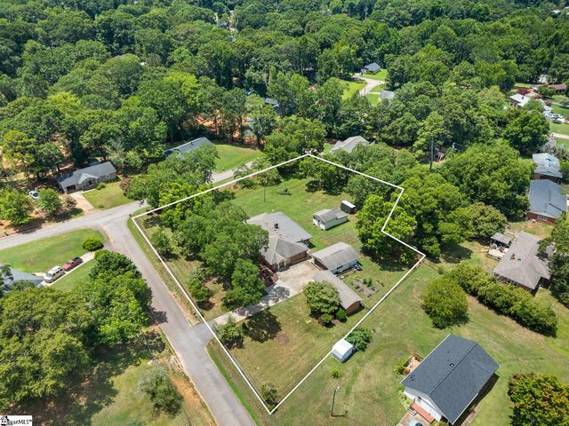 204 Juniper Avenue, Anderson, SC 29625