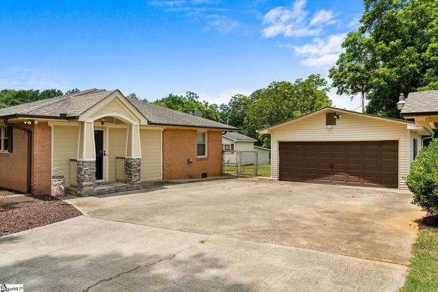 204 Juniper Avenue, Anderson, SC 29625