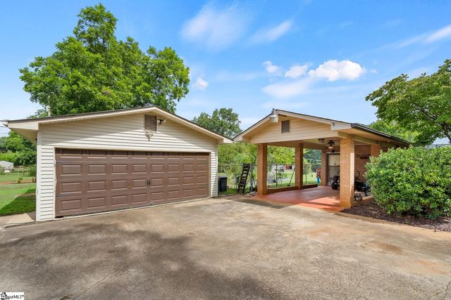 204 Juniper Avenue, Anderson, SC 29625