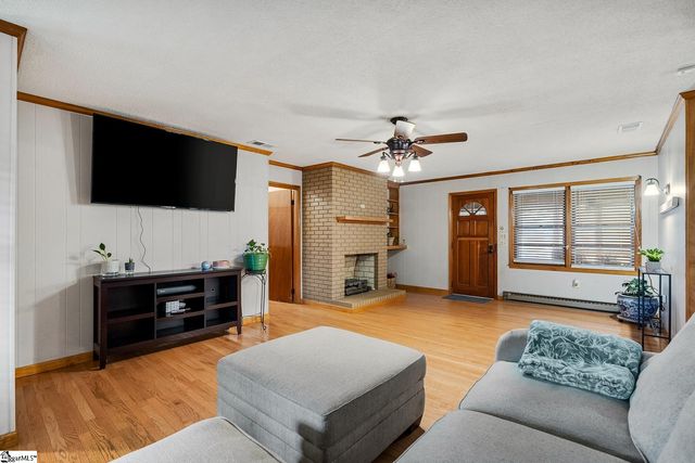 204 Juniper Avenue, Anderson, SC 29625