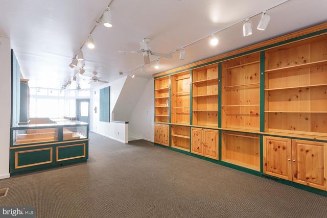 110 SOUTH ST #A, Philadelphia, PA 19147