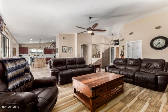 4345 E ANNETTE Drive, Phoenix, AZ 85032