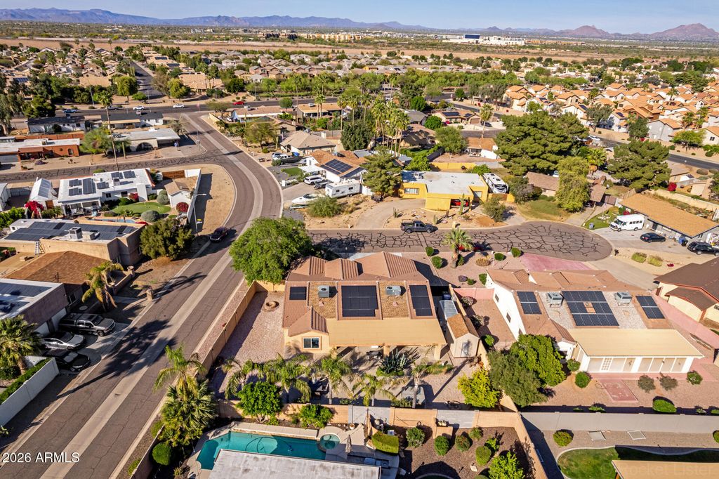 Image 35 of property listing at 4345 E ANNETTE Drive, Phoenix, AZ 85032