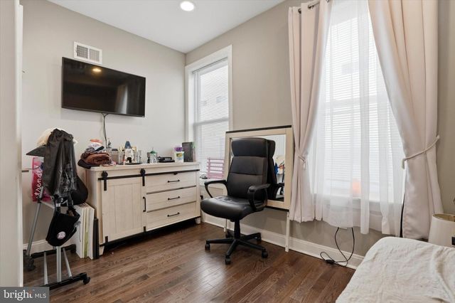 1739 W SEYBERT ST, Philadelphia, PA 19121