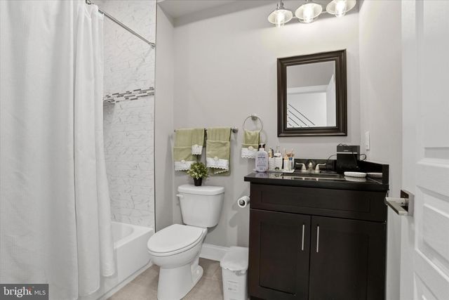 1739 W SEYBERT ST, Philadelphia, PA 19121