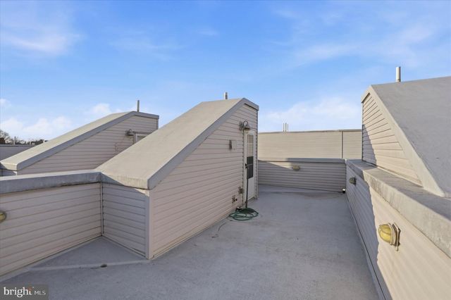 1739 W SEYBERT ST, Philadelphia, PA 19121