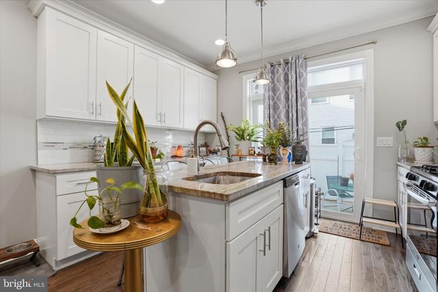 1739 W SEYBERT ST, Philadelphia, PA 19121