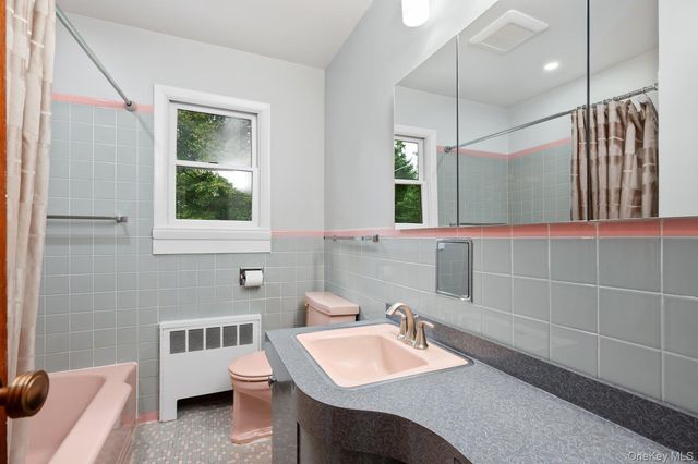 30 Sheppard Lane, Huntington, NY 11743