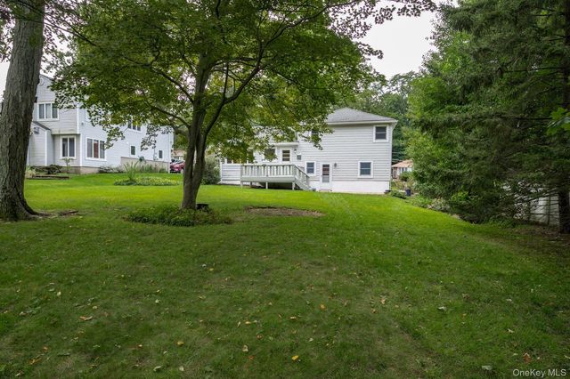 30 Sheppard Lane, Huntington, NY 11743