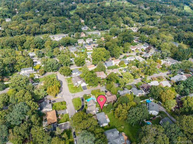 30 Sheppard Lane, Huntington, NY 11743
