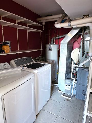 145 Abbeywood Circle, Streamwood, IL 60107