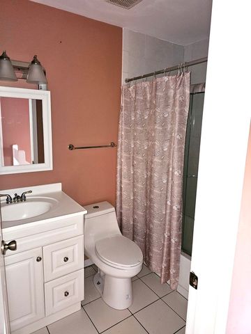 145 Abbeywood Circle, Streamwood, IL 60107