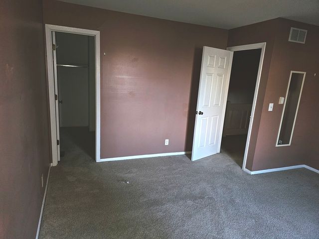 145 Abbeywood Circle, Streamwood, IL 60107