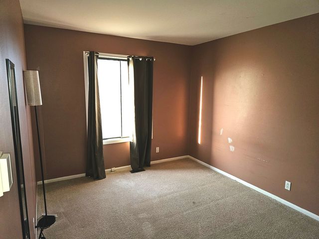 145 Abbeywood Circle, Streamwood, IL 60107