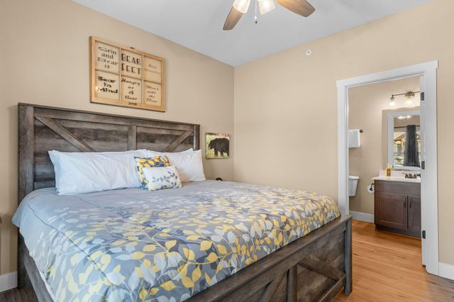 60 Settlers Cv Kimberling City, Kimberling City, MO 65686