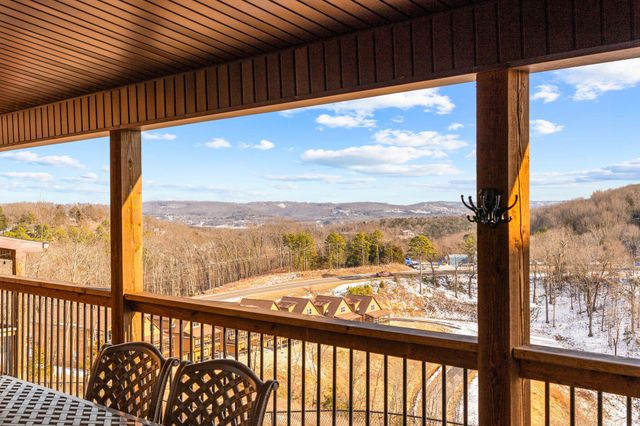 60 Settlers Cv Kimberling City, Kimberling City, MO 65686