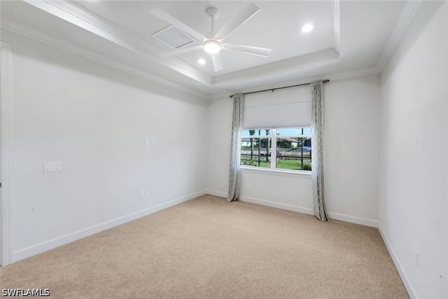 9179 Flint CT, Naples, FL 34120