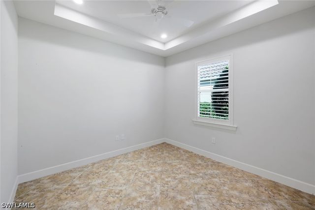 9179 Flint CT, Naples, FL 34120