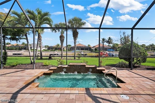 9179 Flint CT, Naples, FL 34120
