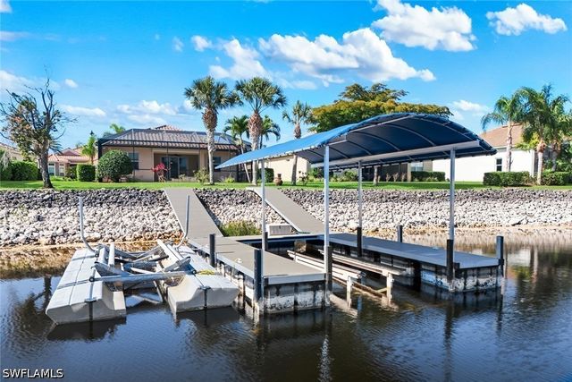 9179 Flint CT, Naples, FL 34120