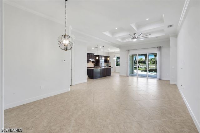9179 Flint CT, Naples, FL 34120