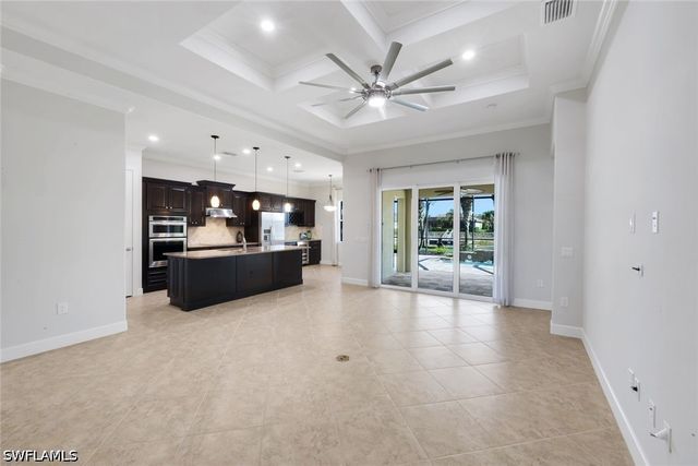 9179 Flint CT, Naples, FL 34120
