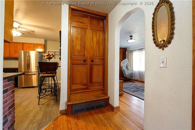 224 Dutch Road, Charleston, WV 25302