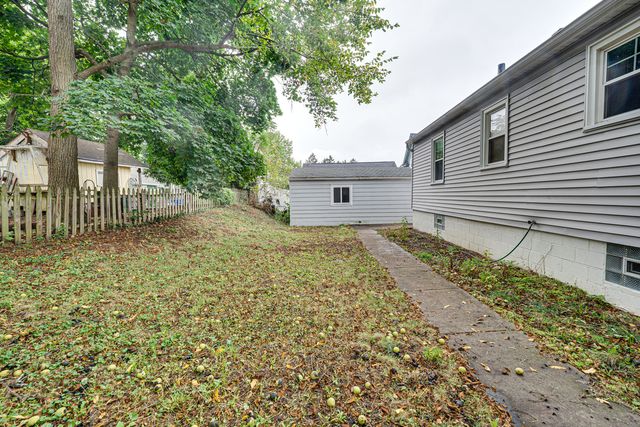 706 Michigan Street, Wheaton, IL 60187