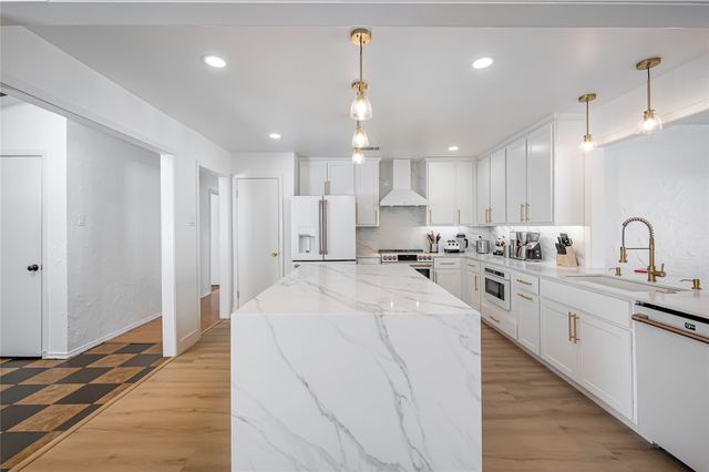 2309 Homestead Place, Garland, TX 75044