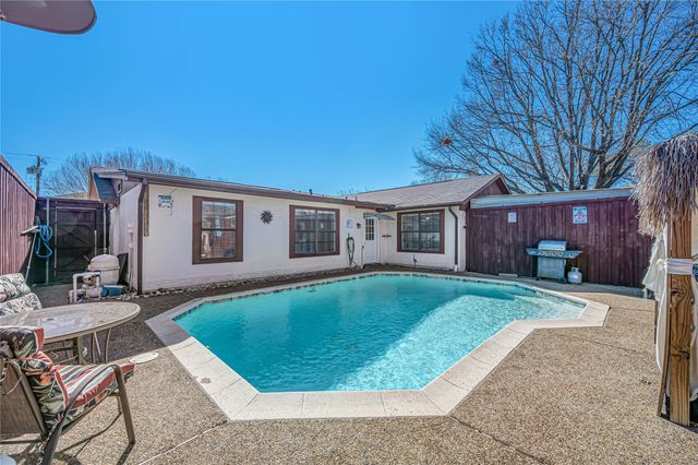 2309 Homestead Place, Garland, TX 75044