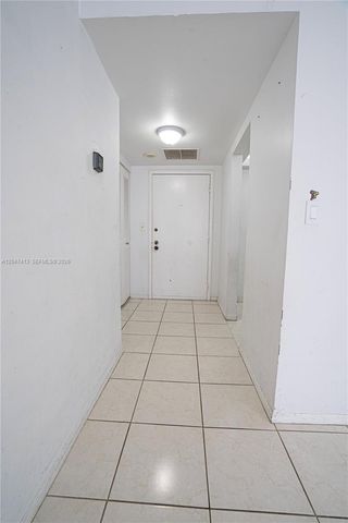 600 Three Islands Blvd 316, Hallandale Beach, FL 33009