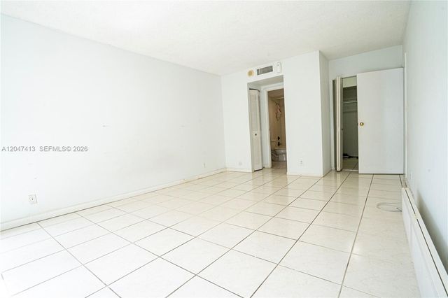 600 Three Islands Blvd 316, Hallandale Beach, FL 33009