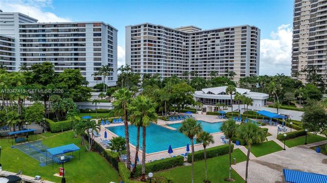 600 Three Islands Blvd 316, Hallandale Beach, FL 33009