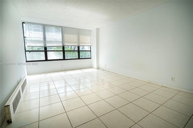 600 Three Islands Blvd 316, Hallandale Beach, FL 33009